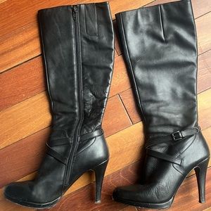 Leather boots